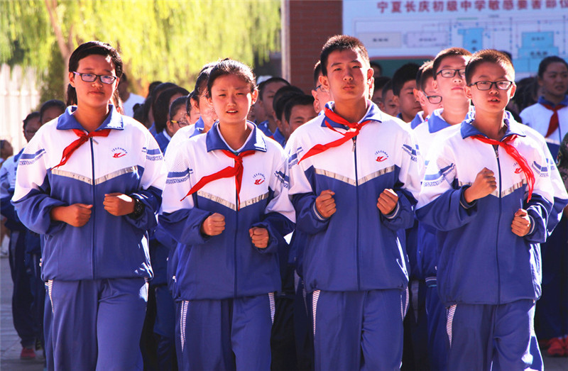 新聞名稱：初一新生入學教育效果明(míng)顯
添加日期：2016-09-06 21:44:50
浏覽次數(shù)：3884