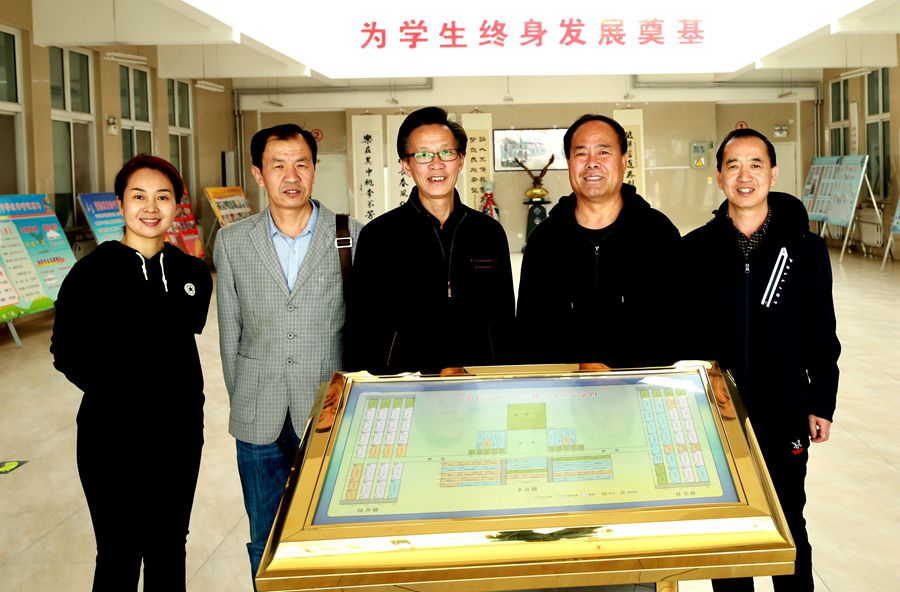 新聞名稱：專家(jiā)來(lái)校督導
添加日期：2018-03-13 16:51:14
浏覽次數(shù)：2163