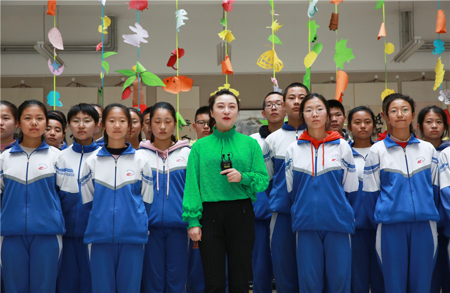 新聞名稱：電(diàn)視(shì)台來(lái)校拍片
添加日期：2019-11-11 10:47:18
浏覽次數(shù)：3088