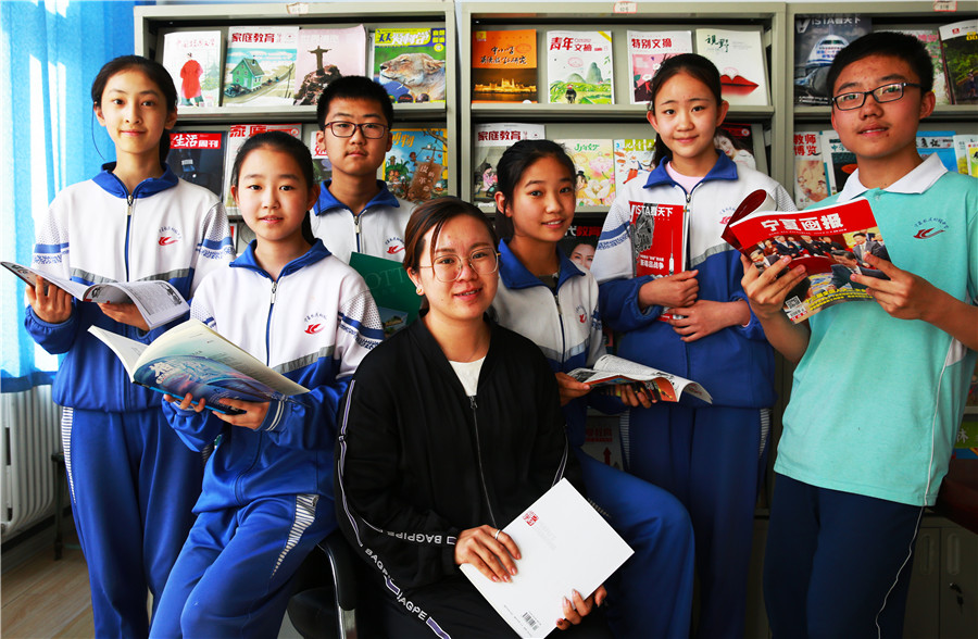 新聞名稱：名師(shī)高(gāo)徒
添加日期：2019-05-07 15:16:21
浏覽次數(shù)：2335